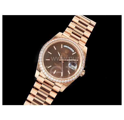 [홍콩명품. ROLEX] 로렉스 롤렉스 데이데이트 로즈골드 40mm 다이아몬드 베젤 브라운 다이얼