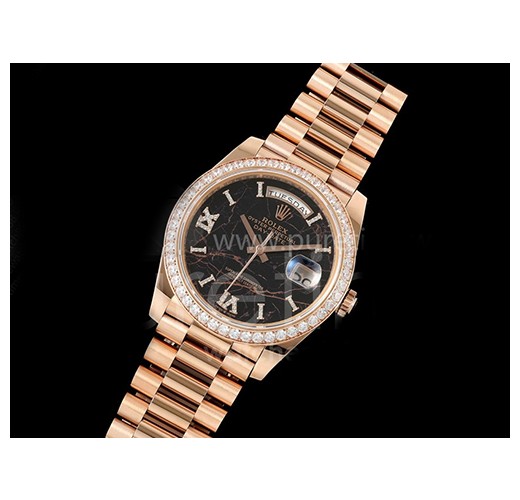 [홍콩명품. ROLEX] 로렉스 롤렉스 데이데이트 로즈골드 40mm 다이아몬드 베젤 블랙 다이얼