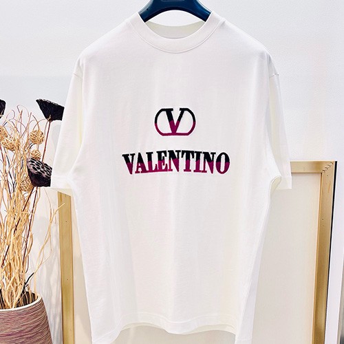 [홍콩명품.Valentino] 발렌티노 25SS 로고 자수 반팔 티셔츠 (2컬러), BM20953, YS, 홍콩명품의류,구매대행,온라인명품