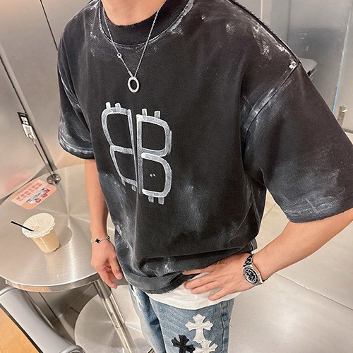 [홍콩명품.BALENCIAGA] 발렌시아가 25SS 로고 그래피티 반팔 티셔츠 (블랙), BM21002, JU, 홍콩명품의류,구매대행,온라인명품