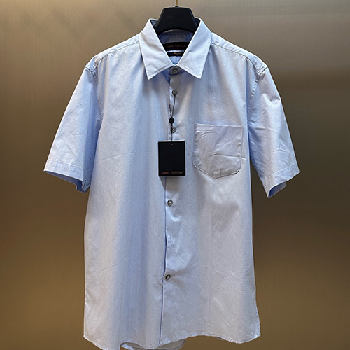 [홍콩명품.LOUIS VUITTON] 루이비통 25SS 로고 패턴 반팔 남방 셔츠 (스카이블루), BM21017, JU, 홍콩명품의류,구매대행,온라인명품