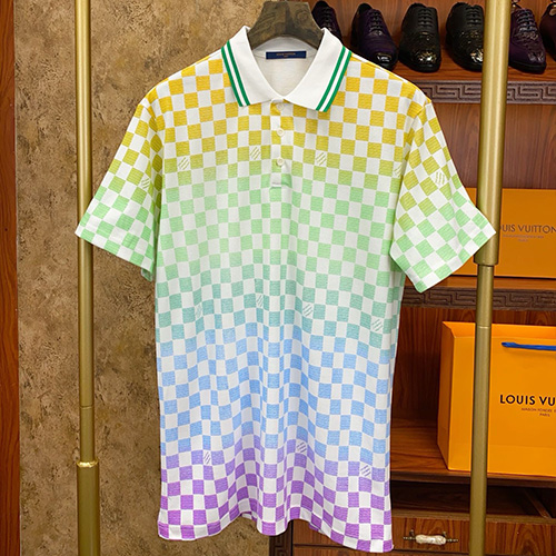 [홍콩명품.LOUIS VUITTON] 루이비통 25SS 로고 다미에 그라데이션 카라 폴로 반팔 티셔츠 (화이트), BM21066, S1F, 홍콩명품의류,구매대행,온라인명품