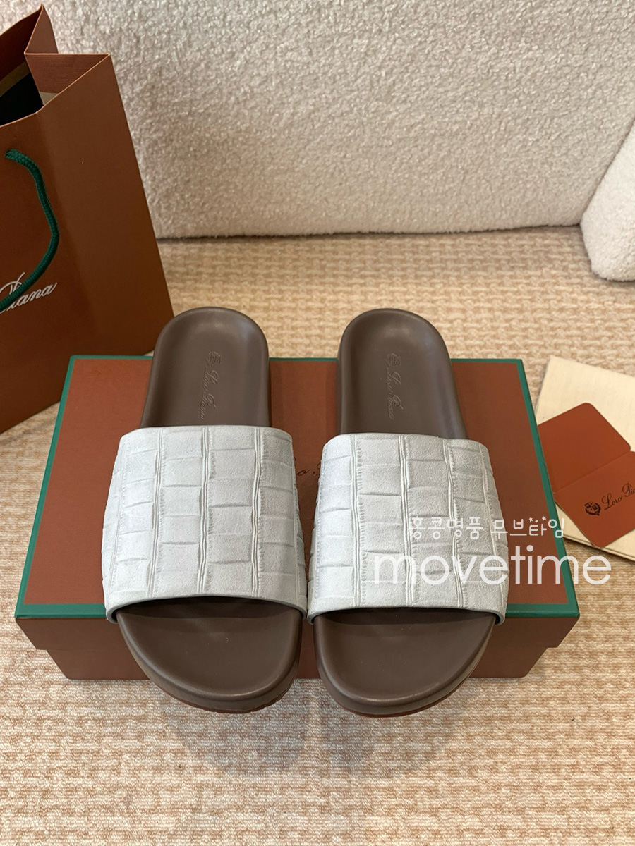 [홍콩명품.Loro Piana] 로로피아나 25SS 로고 남여 레더 가죽 샌들 슬리퍼 (화이트), SE5291, GHS, 명품스니커즈,운동화,구두,로퍼,하이탑,신발