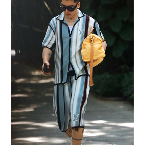 [홍콩명품.LOUIS VUITTON] 루이비통 25SS 로고 자수 파자마 오픈 반팔 티셔츠 + 쇼츠 반바지 상하의 세트 (블루), BM21264, JU, 홍콩명품의류,구매대행,온라인명품