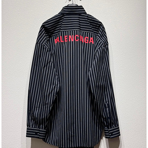 [홍콩명품.BALENCIAGA] 발렌시아가 25SS 로고 프린트 스트라이프 남방 셔츠 (블랙), BM21305, CR3, 명품레플리카,미러급,온라인쇼핑몰사이트