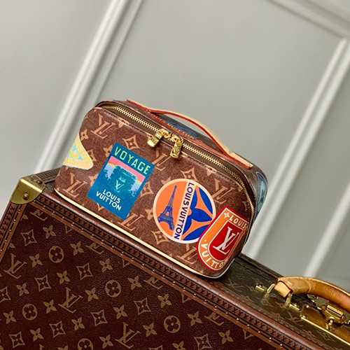 [홍콩명품.LOUIS VUITTON] 루이비통 25SS 로고 모노그램 2 컴파트먼트 토일레트리 파우치백 M14744, BGM4858, BDA, 홍콩명품가방,명품쇼핑몰,크로스백,핸드백,구매대행