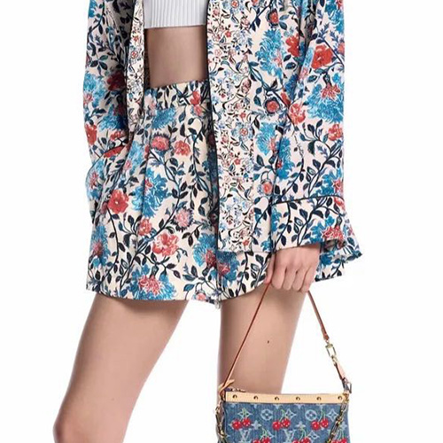 [홍콩명품.LOUIS VUITTON] 루이비통 25SS 로고 여성 플라워 패턴 미니 쇼츠 반바지 핫팬츠 (화이트), BM21357, TBG, 명품레플리카,미러급,온라인쇼핑몰사이트