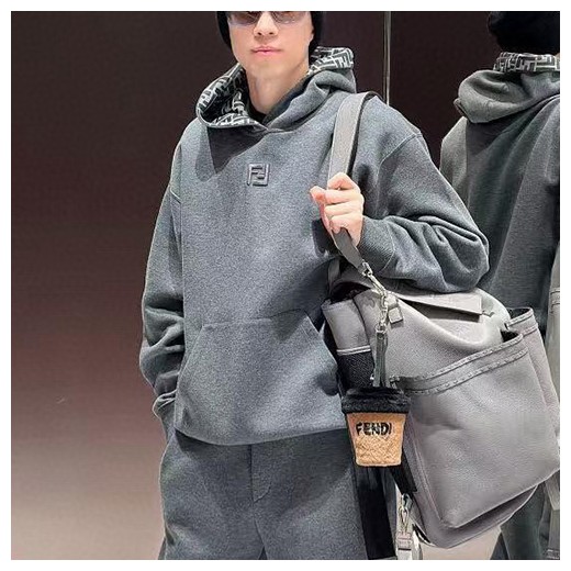 [홍콩명품,FENDI] 펜디 25SS 로고 자수 후드 티셔츠 (다크그레이), BM21530, JL, 명품레플리카,미러급,온라인쇼핑몰사이트