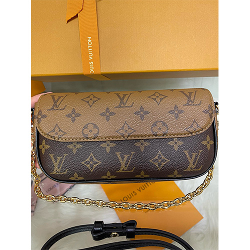 [홍콩명품.LOUIS VUITTON] 루이비통 25SS 로고 모노그램 월릿 온 체인 아이비 M26587, BGM4917, BDA, 홍콩명품가방,명품쇼핑몰,크로스백,핸드백,구매대행