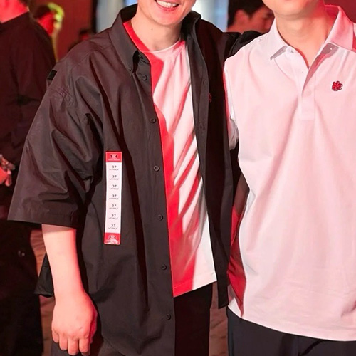 [홍콩명품.BALENCIAGA] 발렌시아가 25SS 로고 반팔 남방 셔츠 (블랙), BM21652, KK, 홍콩명품가방,명품쇼핑몰,크로스백,핸드백,구매대행