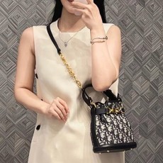 [홍콩명품,Christian Dior] 디올 25SS 로고 CEST 오블리크 스몰 핸드백 (네이비), BGM4988, 홍콩명품가방,명품쇼핑몰,크로스백,핸드백,구매대행