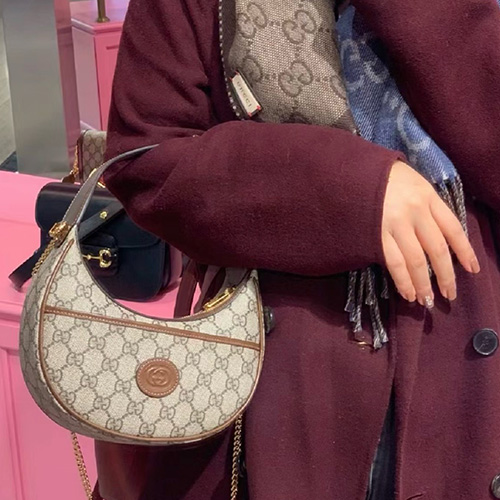 [홍콩명품.Gucci] 구찌 25SS 로고 하프문 미니 숄더백 726843 (베이지), BGM5029, GU2, 홍콩명품가방,명품쇼핑몰,크로스백,핸드백,구매대행