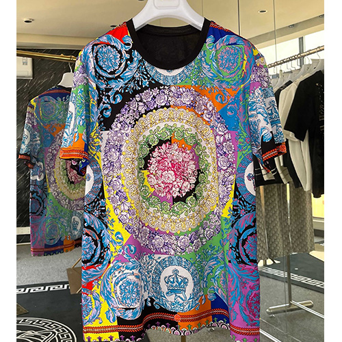 [홍콩명품.VERSACE] 베르사체 25SS 로고 패턴 반팔 티셔츠, BM21742, SAM, 레플리카의류,미러급사이트