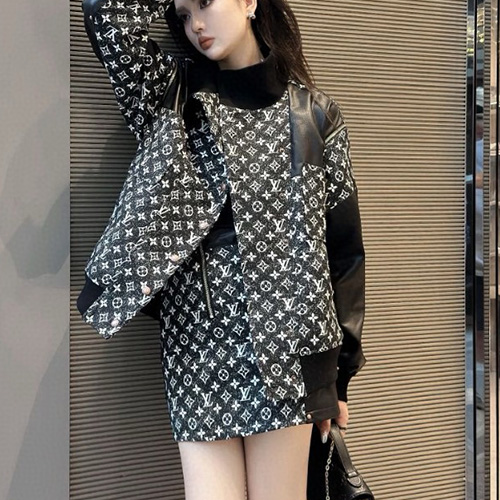 [홍콩명품.LOUIS VUITTON] 루이비통 25SS 로고 모노그램 여성 소매 탈부착 데님 자켓 + 미니 스커트 상하의 세트 (블랙), BM21795, COCO, 레플리카의류,미러급사이트