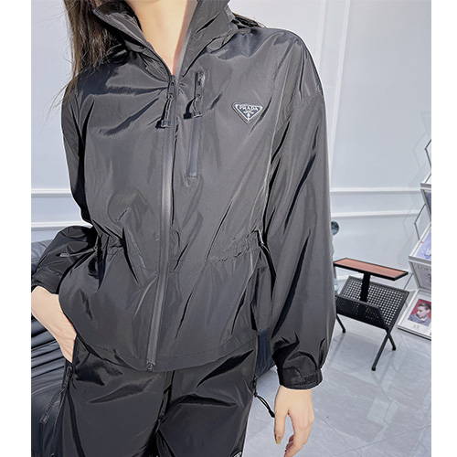 [홍콩명품,PRADA] 프라다 25SS 삼각로고 여성 쇼트 후드 바람막이 자켓 (2컬러), BM21803, COCO, 레플리카의류,미러급사이트
