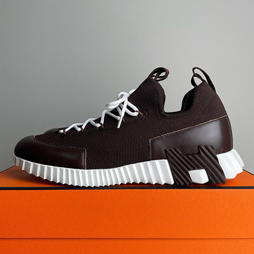 [홍콩명품.Hermes] 에르메스 25SS 로고 LIFT 스니커즈 운동화 (브라운), SE5389, ALW, 명품스니커즈,운동화,구두,로퍼,하이탑,신발