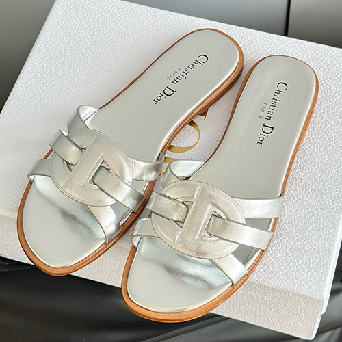 [홍콩명품,Christian Dior] 디올 25SS 로고 여성 레더 가죽 샌들 슬리퍼 (실버), SE5400, ALW, 명품스니커즈,운동화,구두,로퍼,하이탑,신발