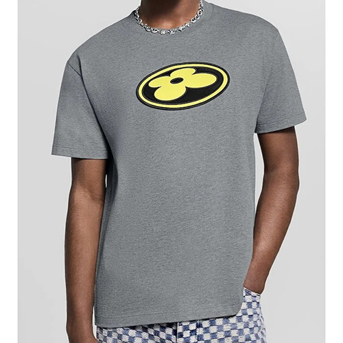 [홍콩명품.LOUIS VUITTON] 루이비통 25SS 로고 그래픽 반팔 티셔츠 (그레이), BM21905, KB, 레플리카의류,미러급사이트