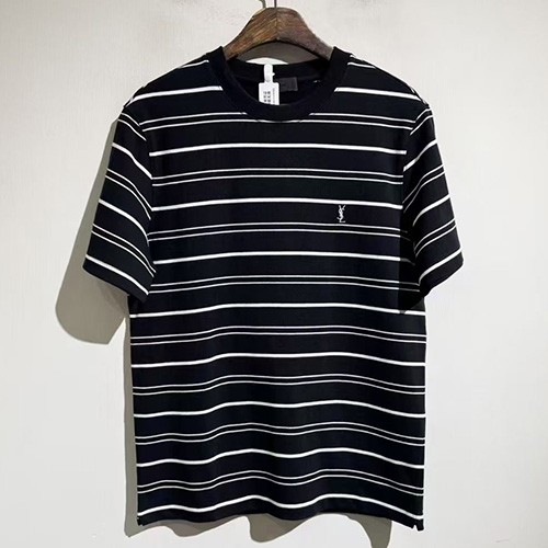 [홍콩명품.YSL] 입생로랑 25SS 로고 스트라이프 반팔 티셔츠 (블랙), BM22278, X2, 레플리카의류,미러급사이트