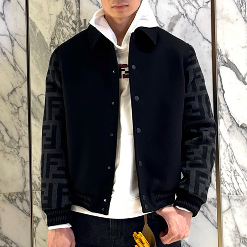 [홍콩명품,FENDI] 펜디 25SS 로고 카라 바시티 자켓 (블랙), BM22368, SS, 레플리카의류,미러급사이트