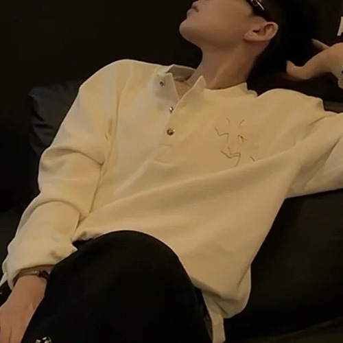 [홍콩명품.Chrome Hearts] 크롬하츠 25SS 로고 하프 버튼 긴팔 티셔츠 (2컬러), BM22382, RO, 레플리카의류,미러급사이트