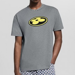 [홍콩명품.LOUIS VUITTON] 루이비통 25SS 로고 프린트 반팔 티셔츠 (그레이), BM22395, YS, 레플리카의류,미러급사이트