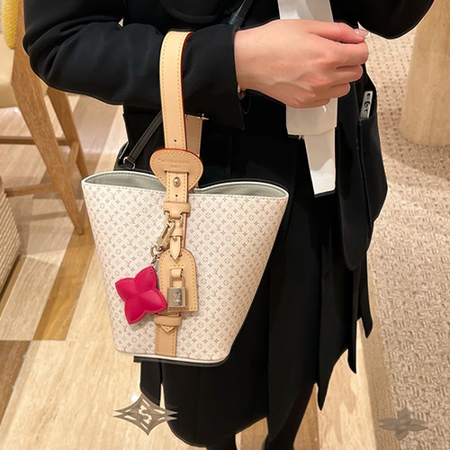 [홍콩명품.LOUIS VUITTON] 루이비통 25SS 로고 모노그램 올인 BB 숄더백 크로스백 M15130, BGM5153, 홍콩명품가방,명품쇼핑몰,크로스백,핸드백,구매대행