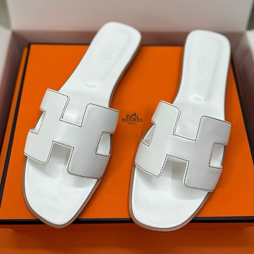 [홍콩명품.Hermes] 에르메스 25SS 로고 여성 레더 가죽 샌들 슬리퍼 (2컬러), SE5505, 명품스니커즈,운동화,구두,로퍼,하이탑,신발