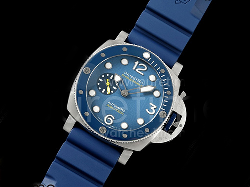 [홍콩명품시계.PANERAI] 파네라이 팸01676 Submersible QuarantaQuattro Mike Horn 블루 다이얼
