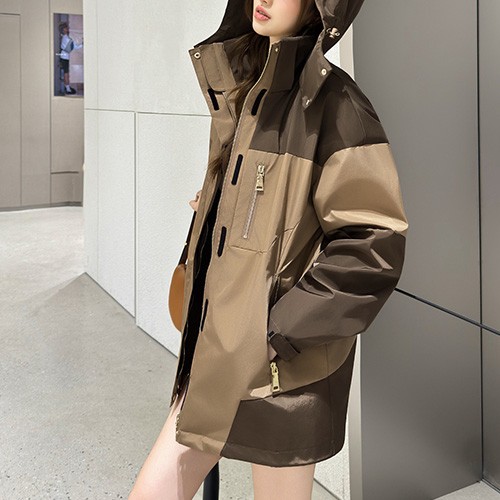 [홍콩명품,PRADA] 프라다 25SS 로고 여성 후드 바람막이 자켓 (브라운), BM22490, MC, 레플리카의류,미러급사이트
