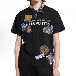 [홍콩명품.LOUIS VUITTON] 루이비통 25SS 로고 다미에 반팔 티셔츠 (블랙), BM22573, TOP, 레플리카의류,미러급사이트