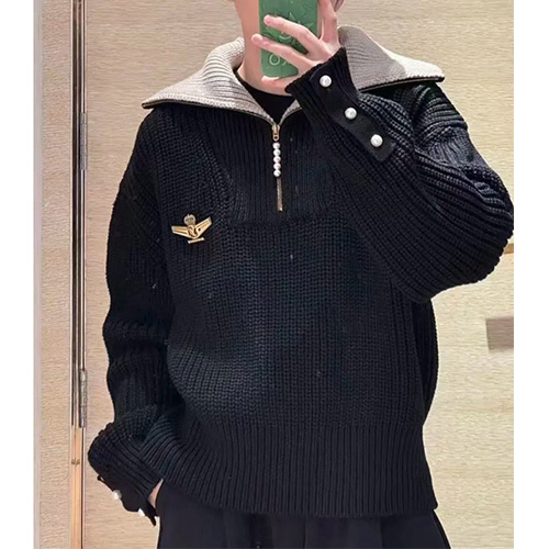 [홍콩명품.LOUIS VUITTON] 루이비통 25SS 로고 하프지퍼 하이넥 니트 스웨터 (블랙), BM22685, 레플리카의류,미러급사이트
