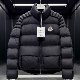 [홍콩명품.MONCLER] 몽클레어 25SS 로고 Christopher Raxxy 콜라보 다운 패딩 자켓 (블랙), BM22752, HH, 레플리카의류,미러급사이트