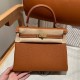[홍콩명품.Hermes] 에르메스 25SS 로고 KELLY 25 토트백 핸드백 (브라운-금장), BGM5238, H3, 홍콩명품가방,명품쇼핑몰,크로스백,핸드백,구매대행