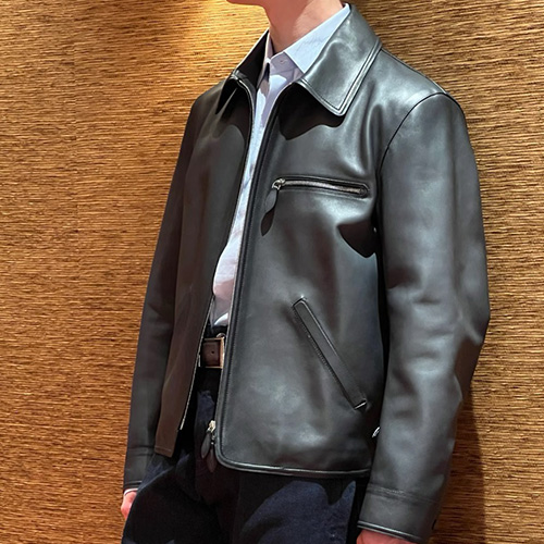 [홍콩명품.BERLUTI] 벨루티 25SS 로고 레더 가죽 카라 자켓 (블랙), BM22814, TOM, 레플리카의류,미러급사이트