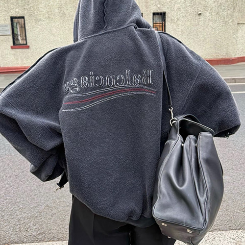 [홍콩명품.BALENCIAGA] 발렌시아가 25SS 로고 웨이브 빈티지 리버서블 후드 집업 자켓 (다크그레이), BM22927, KB, 레플리카의류,미러급사이트