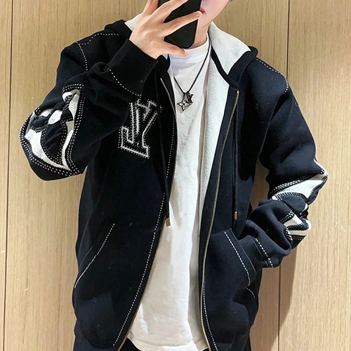 [홍콩명품.LOUIS VUITTON] 루이비통 25SS 로고 후드 집업 자켓 1AFXKX (블랙), BM23002, KK, 레플리카의류,미러급사이트