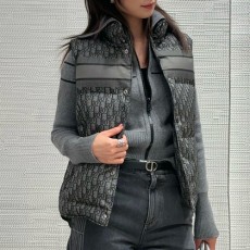 [홍콩명품,Christian Dior] 디올 25SS 로고 여성 오블리크 다운 패딩 조끼 베스트 (블랙), BM23286, MC, 레플리카의류,미러급사이트