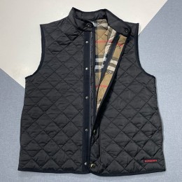[홍콩명품.Burberry] 버버리 25SS 로고 퀄팅 솜패딩 조끼 베스트 (블랙), BM23394, JL, 레플리카의류,미러급사이트