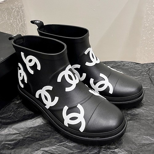[홍콩명품.CHANEL] 샤넬 25SS 로고 여성 레인 부츠 (2컬러), SE5834, GHS, 명품스니커즈,운동화,구두,로퍼,하이탑,신발