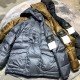 [홍콩명품.Stone Island] 스톤아일랜드 25SS 로고 탈부착 후드 다운 패딩 자켓 (3컬러), BM23498, ST1, 레플리카의류,미러급사이트