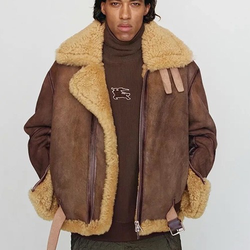 [홍콩명품.Burberry] 버버리 25SS 로고 시어링 레더 가죽 자켓 (브라운), BM23584, TOM, 레플리카의류,미러급사이트