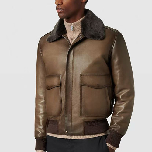 [홍콩명품.BERLUTI] 벨루티 25SS 로고 퍼카라 레더 가죽 봄버 자켓 (브라운), BM23591, TOM, 레플리카의류,미러급사이트