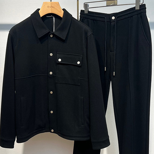 [홍콩명품.Brunello Cucinelli ] 브루넬로 쿠치넬리 25SS 로고 자수 트레이닝 카라 버튼 자켓 + 조거 팬츠 바지 상하의 세트 (2컬러), BM23780, HH, 레플리카의류,미러급사이트