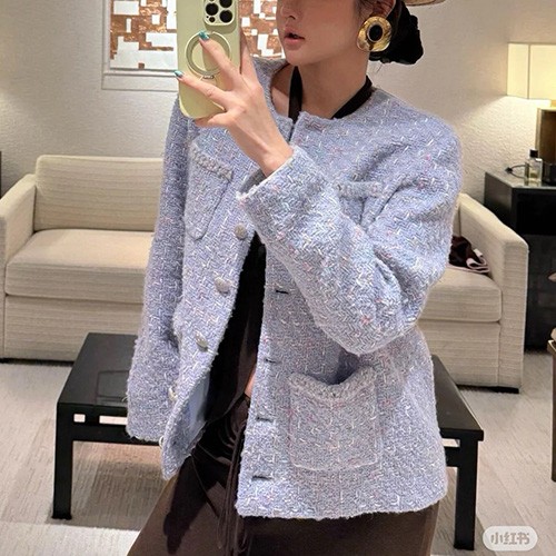 [홍콩명품.CHANEL] 샤넬 25SS 로고 여성 라운드넥 트위드 자켓 (퍼플), BM23844, PG, 레플리카의류,미러급사이트