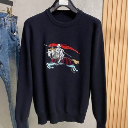 [홍콩명품.Burberry] 버버리 25SS 로고 그래픽 자수 니트 스웨터 (3컬러), BM23932, 레플리카의류,미러급사이트
