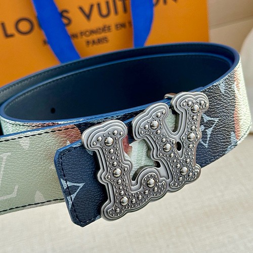 [홍콩명품.LOUIS VUITTON] 루이비통 25SS 로고 LV Initiales 모노그램 레더 가죽 리버서블 벨트 (2컬러), 4.0cm, BT1497, 명품레플리카,인터넷쇼핑몰,남자명품,해외직구