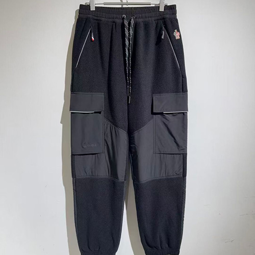 [홍콩명품.MONCLER] 몽클레어 25SS 로고 플리스 조거 팬츠 바지 (블랙), BM23998, X2, 레플리카의류,미러급사이트
