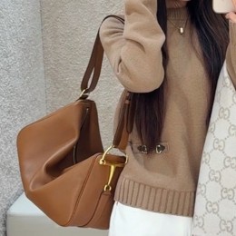 [홍콩명품.Gucci] 구찌 25SS 로고 Horsebit 숄더백 860787 (브라운), BGM5393, GU2, 홍콩명품가방,명품쇼핑몰,크로스백,핸드백,구매대행