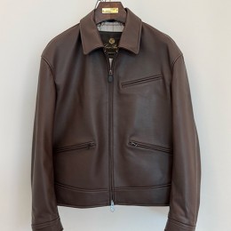 [홍콩명품.Loro Piana] 로로피아나 25SS 로고 레더 소가죽 카라 자켓 (브라운), BM24081, TOM, 레플리카의류,미러급사이트